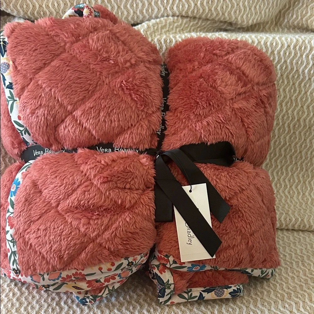Vera Bradley Floral trim. Coral Throw Blanket - Picture 1 of 3